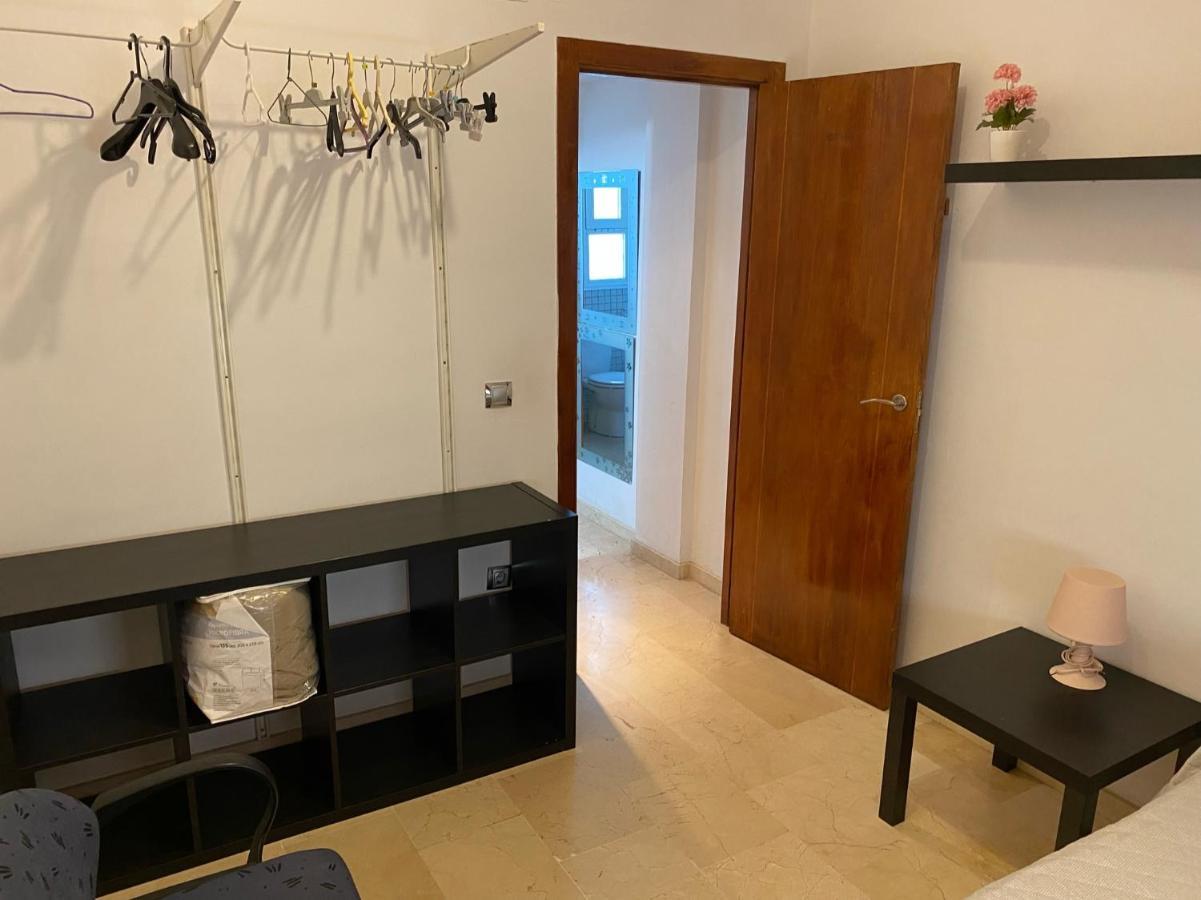 Castilleja , Casa-Apartamento Cerca Centro Sevilla Wifi Familias Trabajo Garaje Castilleja de la Cuesta Eksteriør bilde