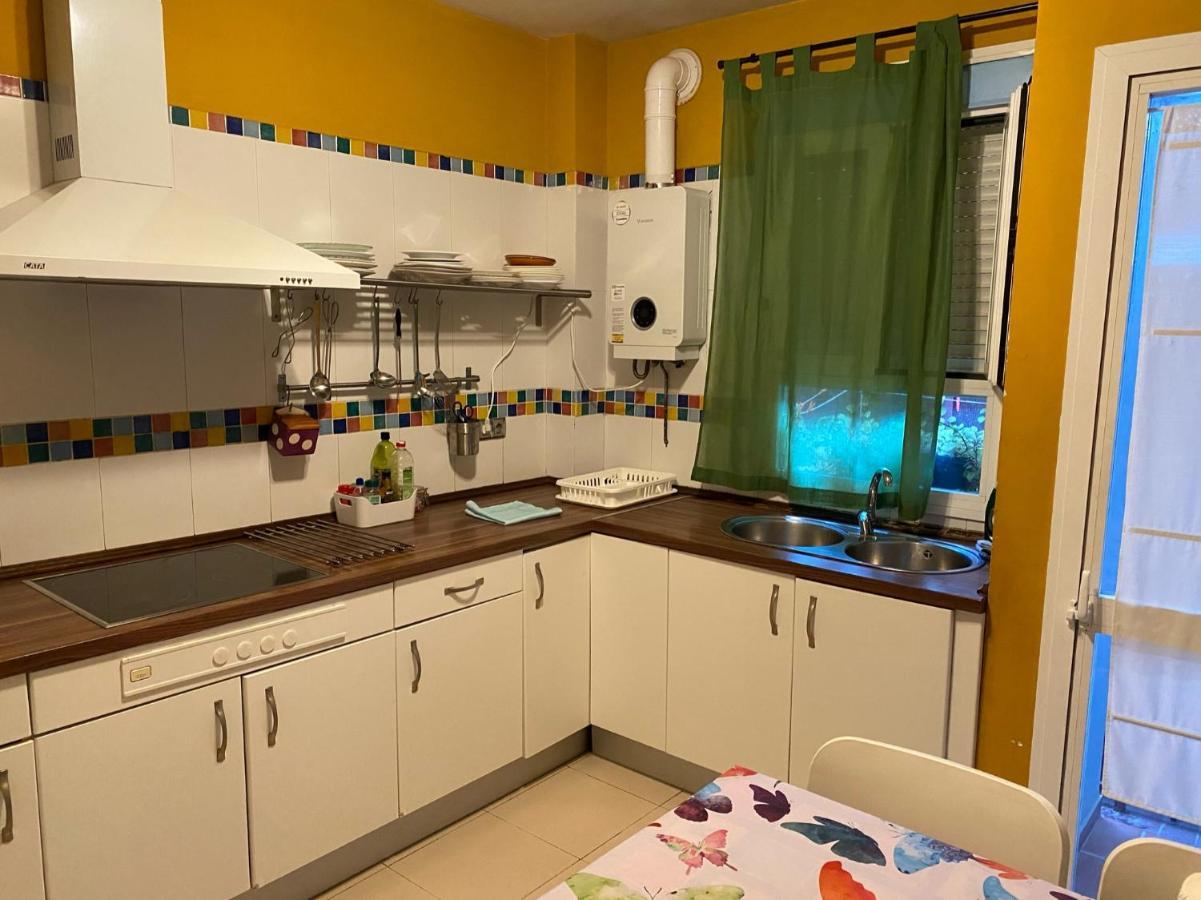 Castilleja , Casa-Apartamento Cerca Centro Sevilla Wifi Familias Trabajo Garaje Castilleja de la Cuesta Eksteriør bilde