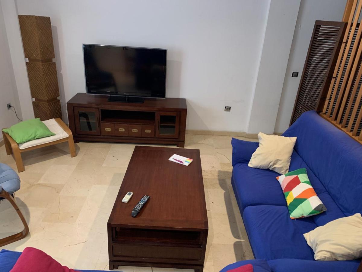 Castilleja , Casa-Apartamento Cerca Centro Sevilla Wifi Familias Trabajo Garaje Castilleja de la Cuesta Eksteriør bilde