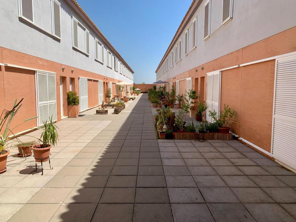 Castilleja , Casa-Apartamento Cerca Centro Sevilla Wifi Familias Trabajo Garaje Castilleja de la Cuesta Eksteriør bilde